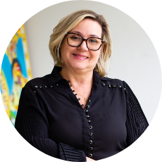 Profª Drª. Claudia Gonçalves de Lima