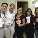 Integrantes da Comissão de Cuidados com a Pele estiveram nos locais de internação conscientizando os colaboradores