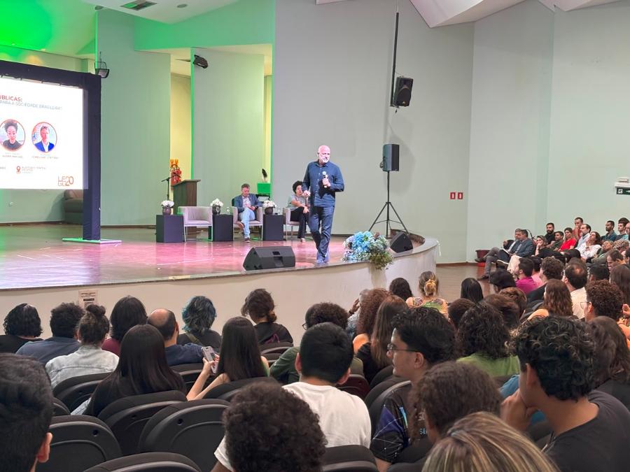 Divulgação ufgd