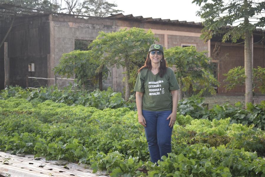 Na Escola Nova Itamarati, todas as verduras e legumes são cultivados de forma agroecológica, com o uso dos bioinseticidas para controle de pragas. bioinseticida