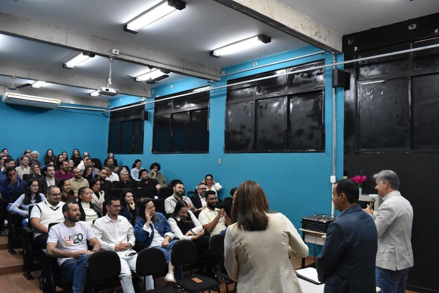 Novos servidores recebem orientações Divulgação