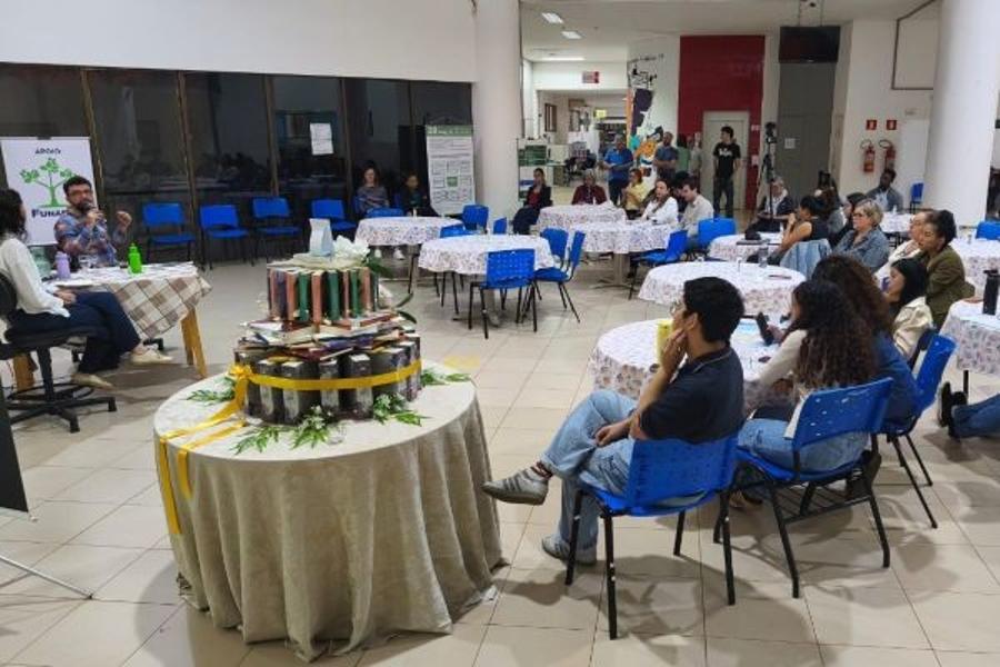 Além da programação cultural e de debates, evento contou com um café da tarde servido nas mesas para o público presente. dadic